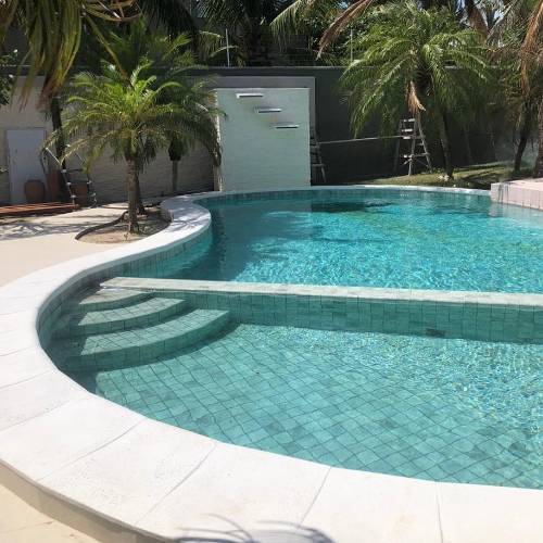borda de piscina prisma home